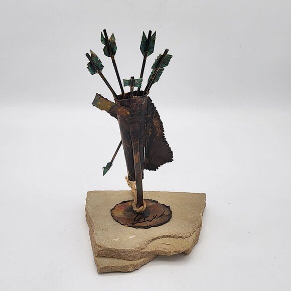 Pair of Vintage Kenneth Doherty Native American Sculptures - Picture 3 of 10